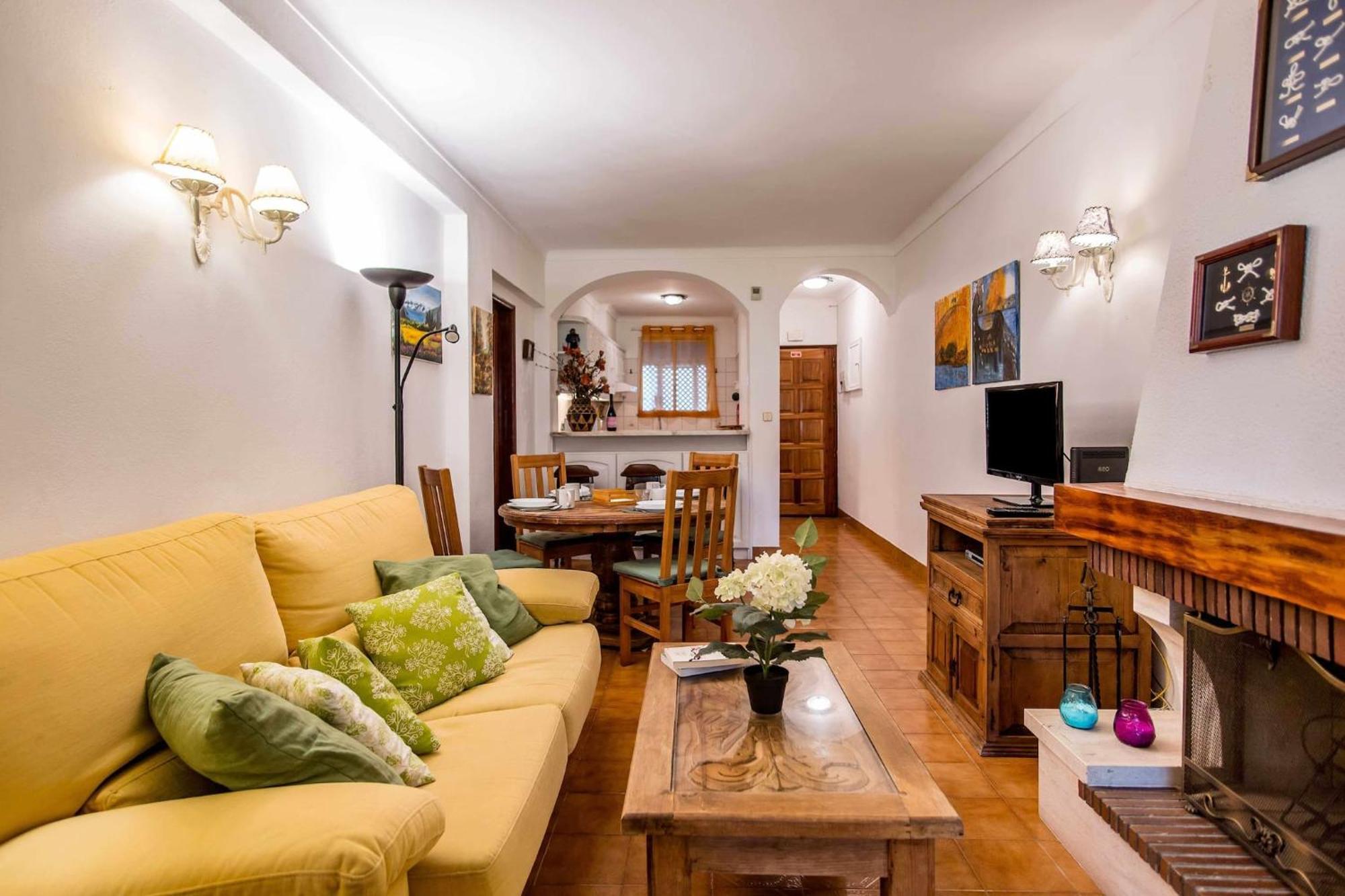 Casa Falesia T2 - Garden View - 5 Min From The Beach - Wifi Olhos de Agua  Bagian luar foto